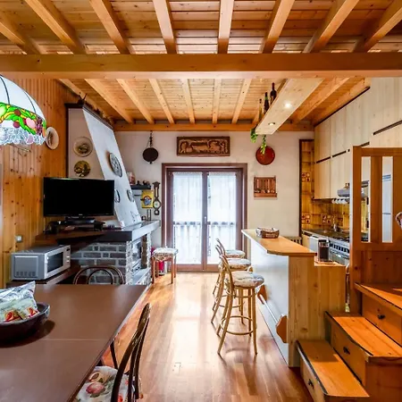 Διαμέρισμα Tonale Sky Attic - By Innstay *