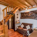 Tonale Sky Attic - By Innstay * פונטה די לניו