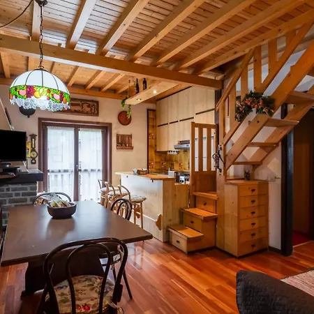 דירה Tonale Sky Attic - By Innstay
