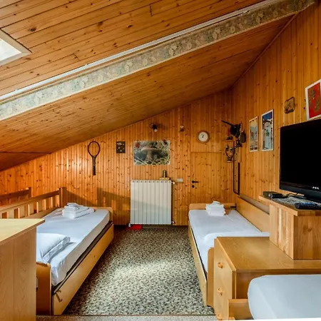 شقة Tonale Sky Attic - By Innstay